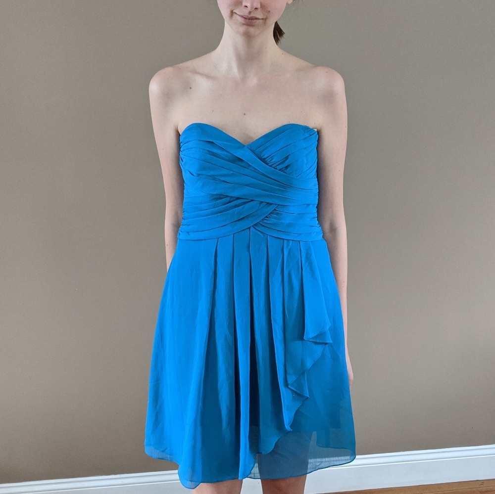David's Bridal Sz 8 Pacific Short Crinkle Chiffon - Picture 2 of 8